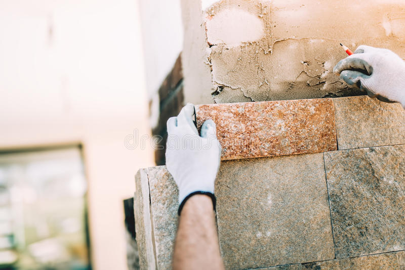  نصب سنگ ساختمانی و روش‌های مختلف آن